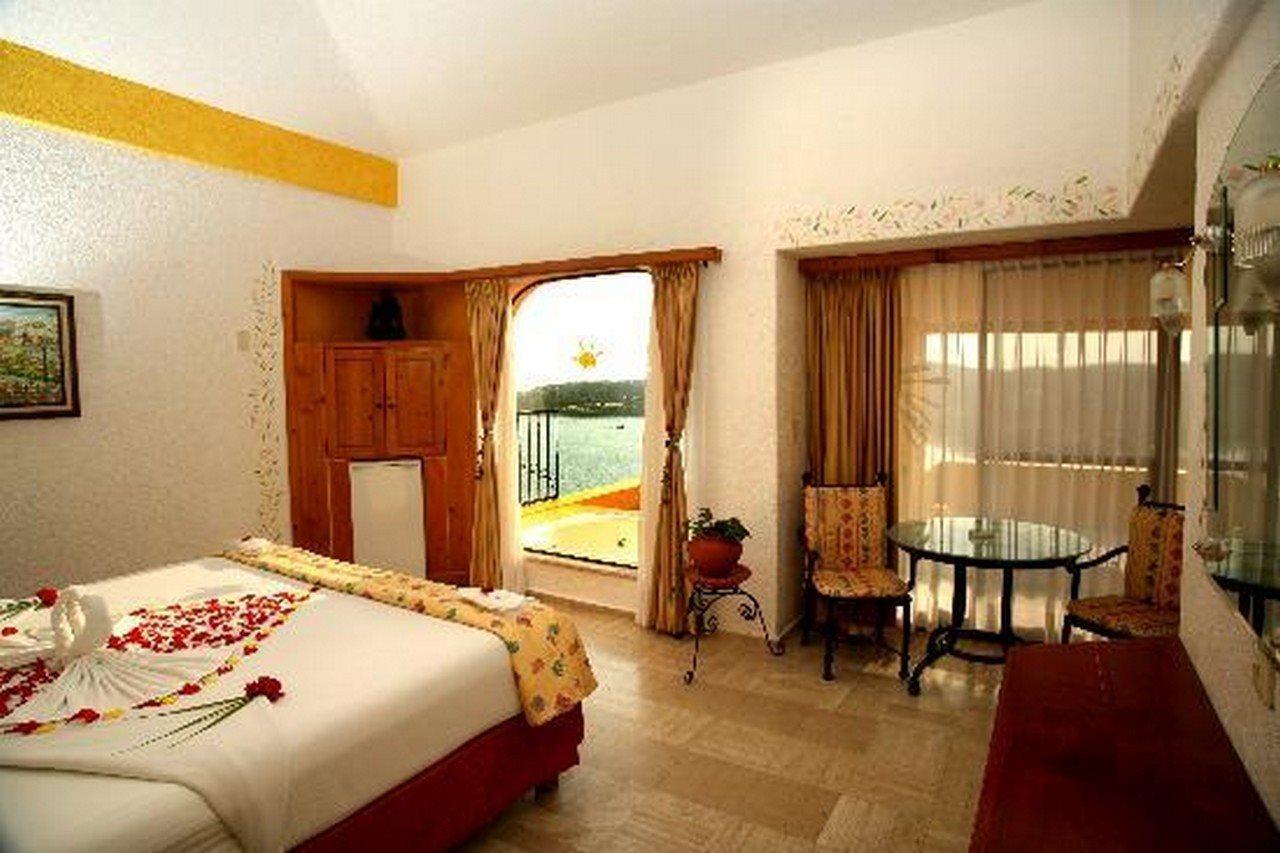 Hotel Casa Del Mar à Huatulco Extérieur photo